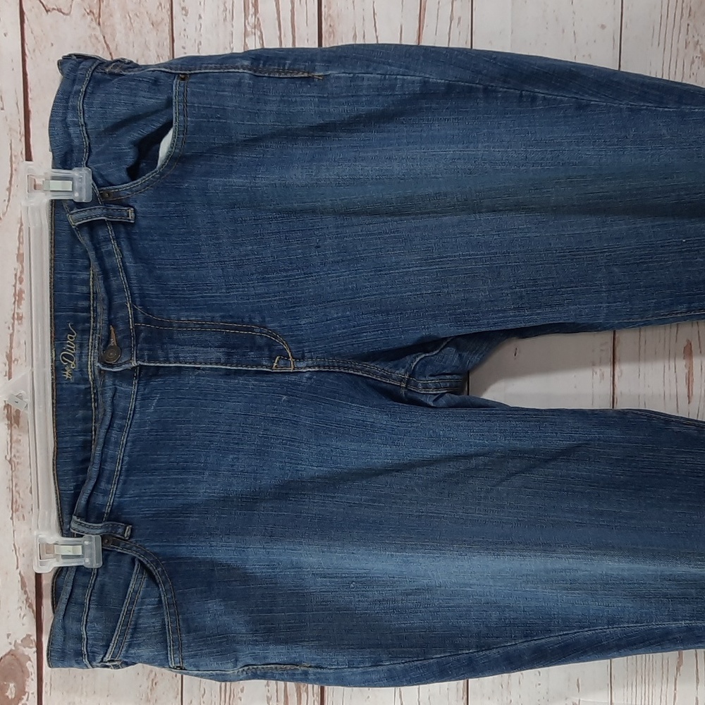 Old Navy Jeans - Picture 2 of 8